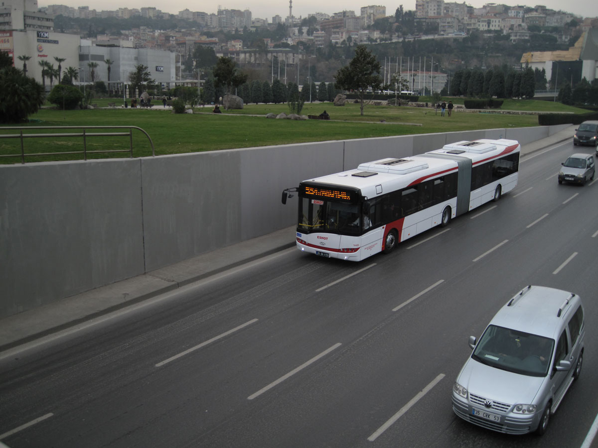 Solaris Urbino 18 ESHOT Izmir