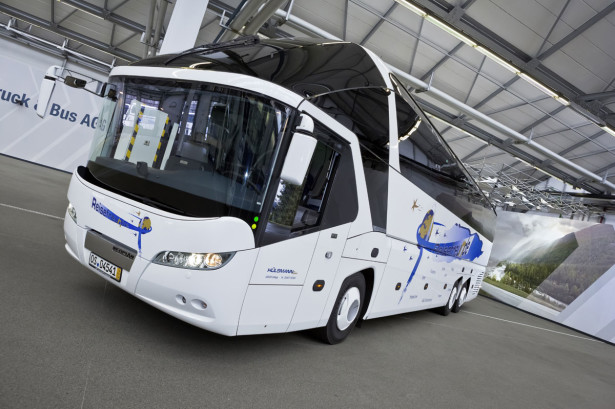 neoplan_starliner_huelsmann1