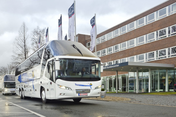 neoplan_starliner_huelsmann3