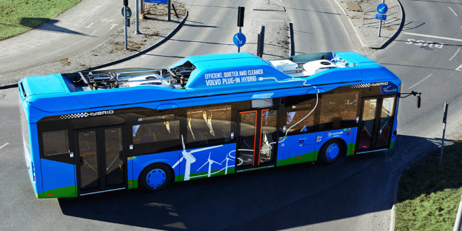 ELEKTRIČNI HIBRIDNI VOLVO SA ODLIČNIM OCENAMA NA PROBI