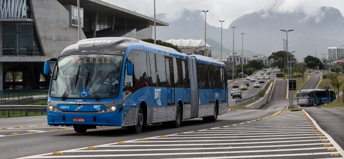 Za Rio 124 zglobna autobusa Volvo
