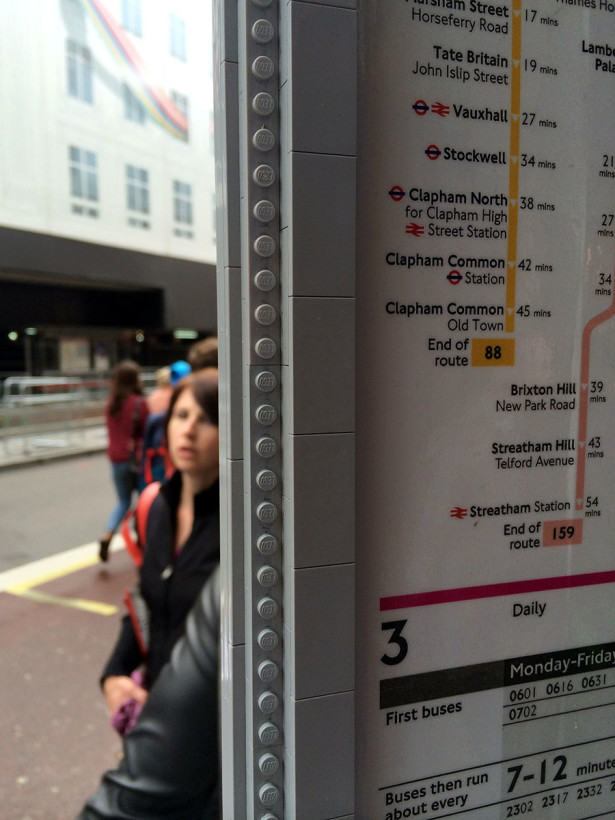 lego_bus_stop_london17