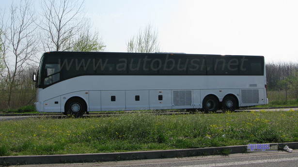vanhool_macedonia1