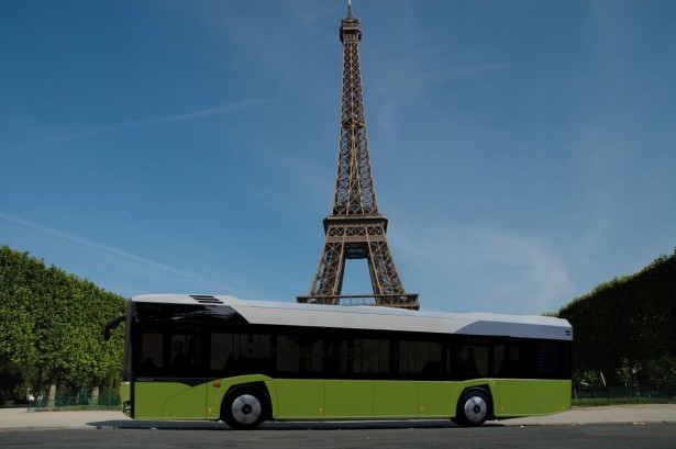 new_solaris_urbino_12_paris