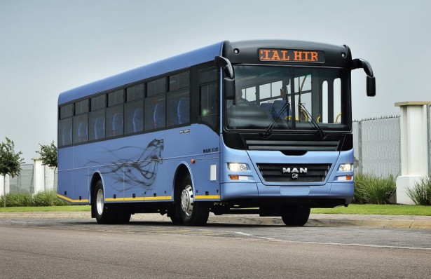 P_Bus_EOT_MANLionsExplorer-02