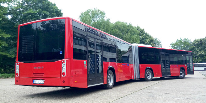 FOTO: Prvi zglobni niskopodni Ikarbus za Lastru