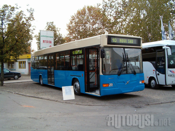 neobus_volvoB7RLE_jgspns3