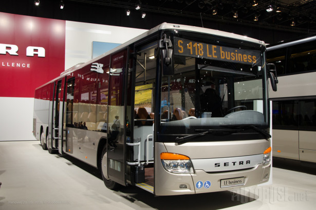 Setra S418LE - troosovinski prigradski autobus sa niskim ulazom