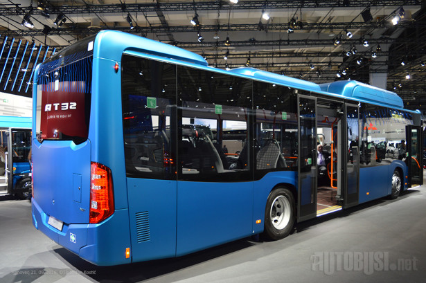 Mercedes-Benz se, kao i drugi veći proizvođači, okreće prirodnom gasu.
