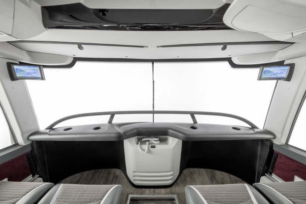 Brisač u vertikalnom položaju preuzet iz auto trka za bolju aerodinamiku. © Daimler Media