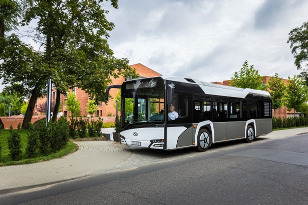 Prepusti isti a međuosovinski razmak najmanji u gami. © Solaris Bus & Coach