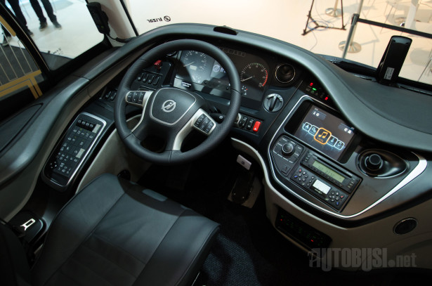 Irizar_i8_DSC0224
