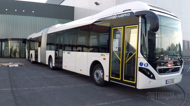 Volvo7900A_hybrid_kortrijkXpo
