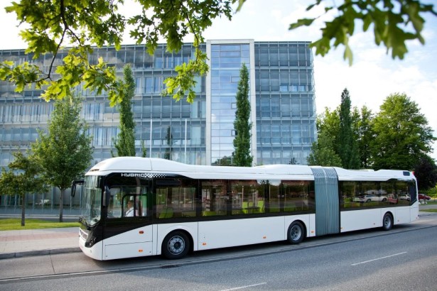 Volvo_7900_Hybrid_Articulated