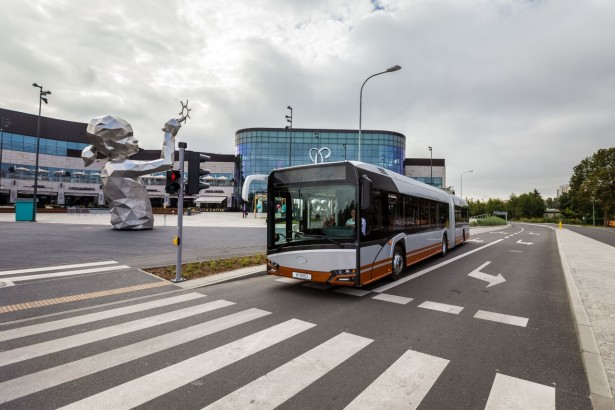 New_Solaris_Urbino_18_hybrid_4