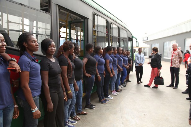 ghana-female-bus-driver2