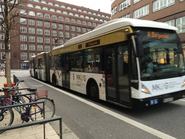 vanhool_agg300_4_hochbahn