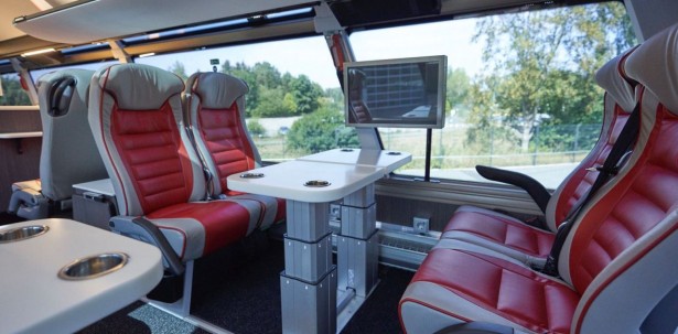 Neoplan_Skyliner_Benfica_3