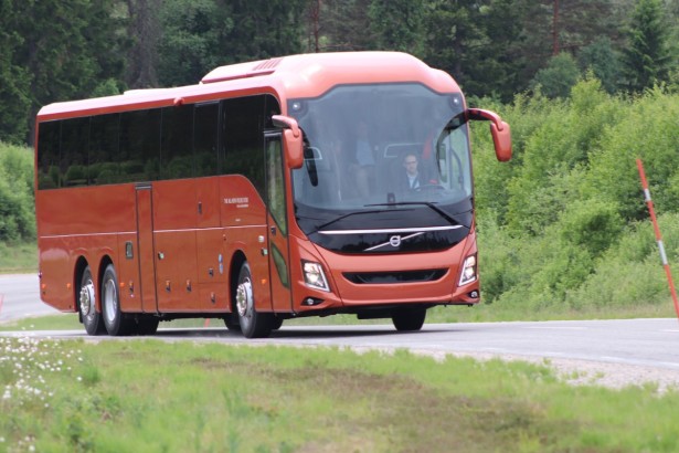Novi Volvo dizajn sa karakterističnim prednjim farovima. © Volvo Buses