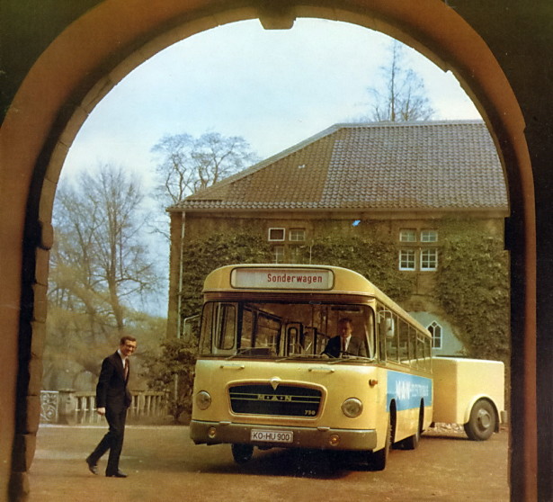 Predstavljen pred Olimpijadu 1972. u Minhenu uz električni BMW: © MAN Truck & Bus