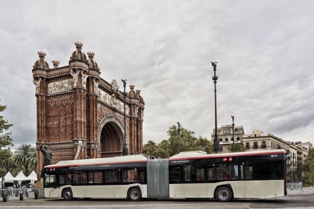 Urbino_18_electric_Barcelona_3