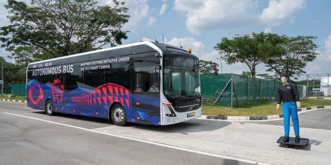 Volvo u Singapuru predstavio autonomni električni autobus
