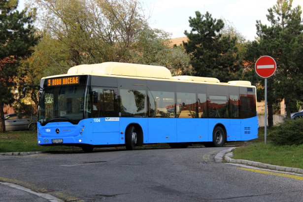 Mercedes-Benz Conecto NGT u bojama JGSP "Novi Sad". Fotomontaža: Slobodan Kostić