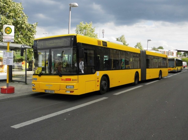 Stariji autobusi u jednobojnim kolor šemama ostavljaju utisak nedovršenog. © Bus-Bild.de