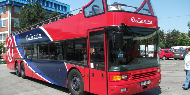 Turistički panoramski autobus uskoro na ulicama Novog Sada