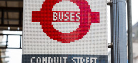FOTO: Autobusko stajalište od LEGO kockica