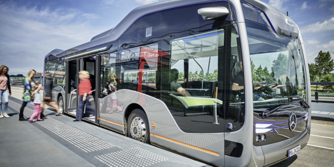 Roboti uskoro za volanom: Predstavljen Mercedesov futuristički gradski autobus