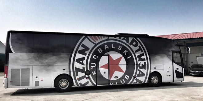 Temsa prevozi FK „Partizan“