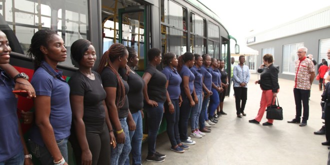 U Africi obučavaju vozačice autobusa