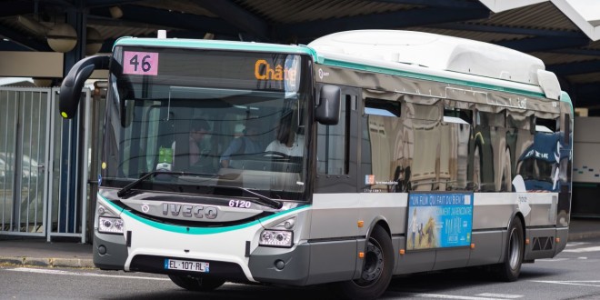 Autonomni bus u Parizu